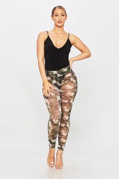 36729996_HB77216_GREEN_PANTS_574.jpg
