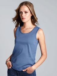 37399663_peterhahnss18esther_2.jpg