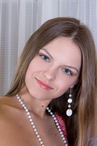 Sonya (x1403) 46wmpq82ce