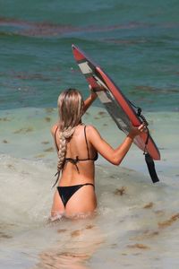 Delilah Belle Hamlin â€“ Sexy Thong Bikini Candids On the Beach in Tulum-i6x8k51u5q.jpg