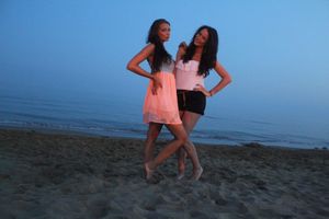 Beautiful-Czech-Girls-Vacation-NN-x141-g7a4vbkjq1.jpg