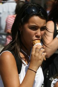 Candid Hotties - 03 s7bmtgstev