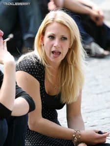 Candid Hotties - 03 o7bmtikvfw