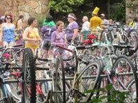 Fremont Solstice Naked Cyclists 2012 - MORE!!-e7c5rahhcb.jpg