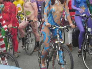 Fremont Solstice Naked Cyclists 2012 - MORE!!x7c5rb0x5u.jpg