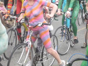 Fremont Solstice Naked Cyclists 2012-37c5r09uad.jpg