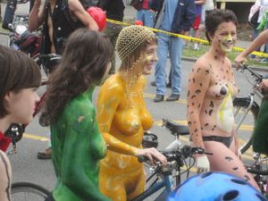 Fremont Solstice Naked Cyclists 2012 - MORE!!-t7c5rc6ajn.jpg