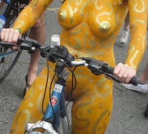 Fremont Solstice Naked Cyclists 2012-i7c5r13ztl.jpg