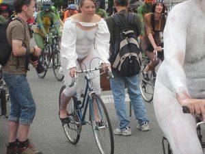 Fremont Solstice Naked Cyclists 2012 - MORE!!-17c5rdm4ra.jpg