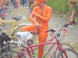 Fremont Solstice Naked Cyclists 2012-77c5r1t363.jpg
