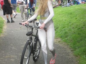 Fremont Solstice Naked Cyclists 2012 - MORE!!-m7c5reuwov.jpg