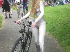 Fremont Solstice Naked Cyclists 2012 - MORE!!-u7c5revknc.jpg