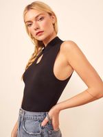 44889876_deb-top_black_4.jpg